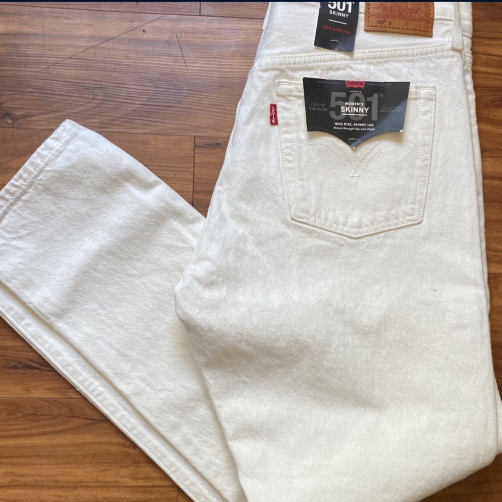 Levi’s 501 jeans !